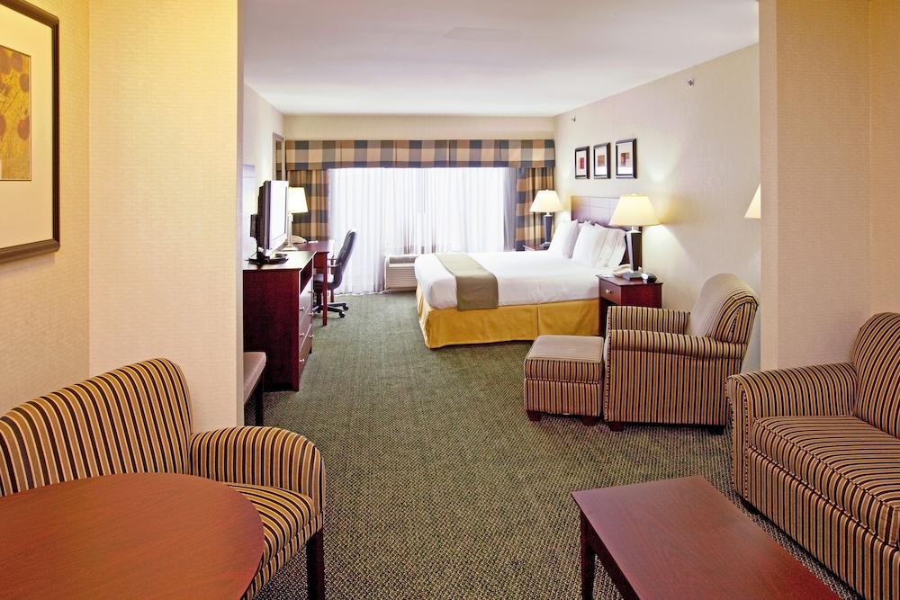 Holiday Inn Express Radcliff Fort Knox By Ihg Exterior foto
