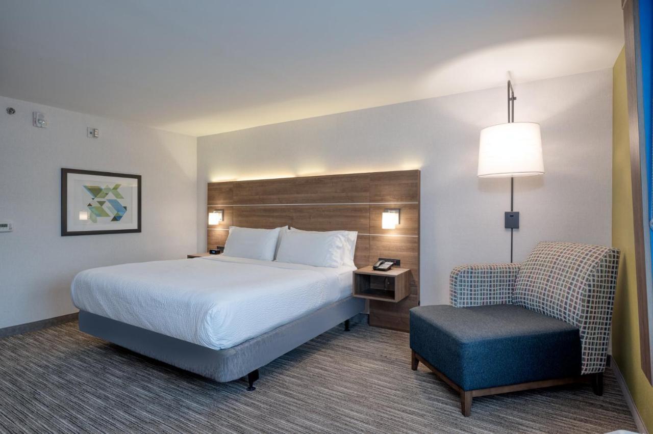 Holiday Inn Express Radcliff Fort Knox By Ihg Exterior foto